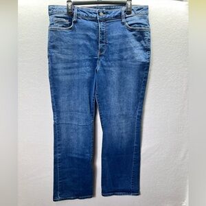 Nine West Curvy Bootcut Jeans Womens 18W Plus Size Blue Denim Stretch Cute 2562
